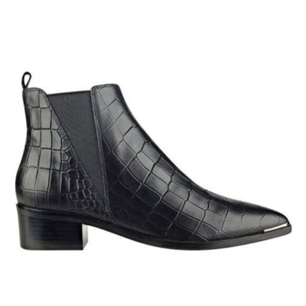 MARC FISHER Yale Pointy Toe Chelsea Bootie Sz 6